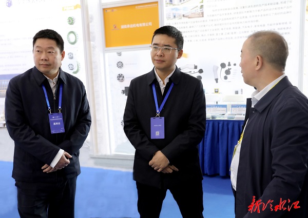 冷水江“智造”閃耀省新材料博覽會，組團參展彰顯產業新動能